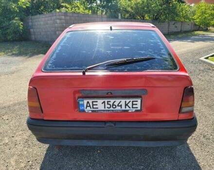 Красный Опель Кадет, объемом двигателя 1.6 л и пробегом 220 тыс. км за 800 $, фото 5 на Automoto.ua