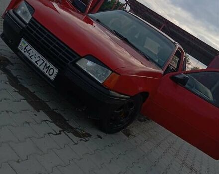 Красный Опель Кадет, объемом двигателя 1.6 л и пробегом 100 тыс. км за 1150 $, фото 5 на Automoto.ua