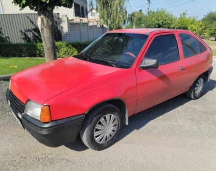Красный Опель Кадет, объемом двигателя 1.6 л и пробегом 220 тыс. км за 800 $, фото 2 на Automoto.ua