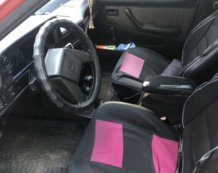 Красный Опель Кадет, объемом двигателя 1.3 л и пробегом 442 тыс. км за 750 $, фото 5 на Automoto.ua