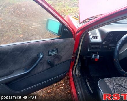 Красный Опель Кадет, объемом двигателя 1.3 л и пробегом 350 тыс. км за 600 $, фото 5 на Automoto.ua