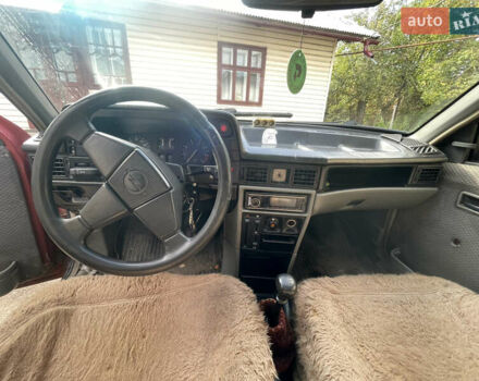 Красный Опель Кадет, объемом двигателя 0 л и пробегом 65 тыс. км за 718 $, фото 5 на Automoto.ua