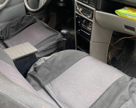 Красный Опель Кадет, объемом двигателя 1.3 л и пробегом 250 тыс. км за 800 $, фото 2 на Automoto.ua