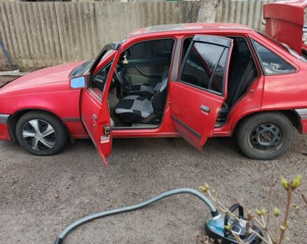 Красный Опель Кадет, объемом двигателя 2 л и пробегом 41 тыс. км за 1177 $, фото 5 на Automoto.ua