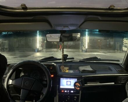 Красный Опель Кадет, объемом двигателя 1.3 л и пробегом 300 тыс. км за 900 $, фото 7 на Automoto.ua