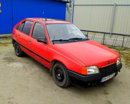 Красный Опель Кадет, объемом двигателя 1.3 л и пробегом 0 тыс. км за 800 $, фото 2 на Automoto.ua