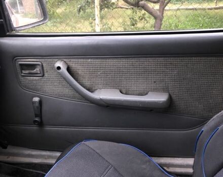 Красный Опель Кадет, объемом двигателя 1.3 л и пробегом 550 тыс. км за 700 $, фото 4 на Automoto.ua