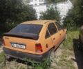 Красный Опель Кадет, объемом двигателя 1.3 л и пробегом 100 тыс. км за 550 $, фото 3 на Automoto.ua