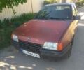 Красный Опель Кадет, объемом двигателя 1.6 л и пробегом 200 тыс. км за 700 $, фото 1 на Automoto.ua