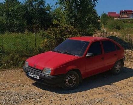 Красный Опель Кадет, объемом двигателя 1.39 л и пробегом 250 тыс. км за 2000 $, фото 1 на Automoto.ua