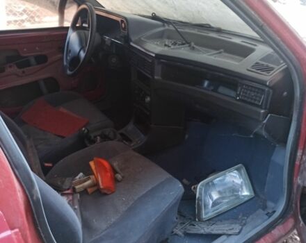 Красный Опель Кадет, объемом двигателя 1.8 л и пробегом 300 тыс. км за 418 $, фото 5 на Automoto.ua