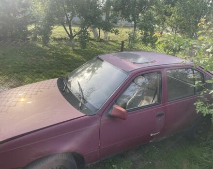 Красный Опель Кадет, объемом двигателя 1.3 л и пробегом 50 тыс. км за 372 $, фото 2 на Automoto.ua