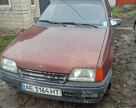 Красный Опель Кадет, объемом двигателя 1.6 л и пробегом 55 тыс. км за 873 $, фото 7 на Automoto.ua