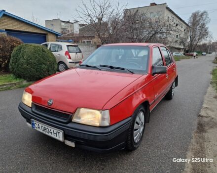 Красный Опель Кадет, объемом двигателя 1.4 л и пробегом 300 тыс. км за 899 $, фото 1 на Automoto.ua