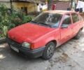 Красный Опель Кадет, объемом двигателя 1.77 л и пробегом 200 тыс. км за 780 $, фото 1 на Automoto.ua