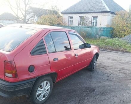 Червоний Опель Кадет, об'ємом двигуна 1 л та пробігом 111 тис. км за 650 $, фото 3 на Automoto.ua