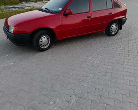 Красный Опель Кадет, объемом двигателя 1.4 л и пробегом 180 тыс. км за 1550 $, фото 4 на Automoto.ua