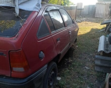 Красный Опель Кадет, объемом двигателя 1.8 л и пробегом 300 тыс. км за 418 $, фото 2 на Automoto.ua