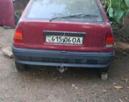 Красный Опель Кадет, объемом двигателя 1.3 л и пробегом 882 тыс. км за 300 $, фото 5 на Automoto.ua