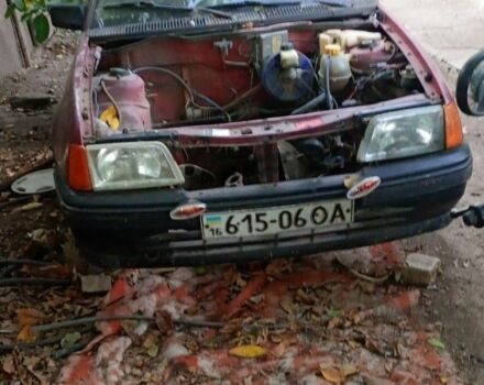 Красный Опель Кадет, объемом двигателя 1.3 л и пробегом 882 тыс. км за 300 $, фото 1 на Automoto.ua