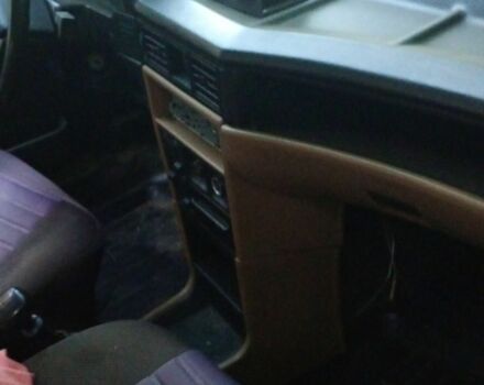 Красный Опель Кадет, объемом двигателя 1.3 л и пробегом 882 тыс. км за 300 $, фото 6 на Automoto.ua