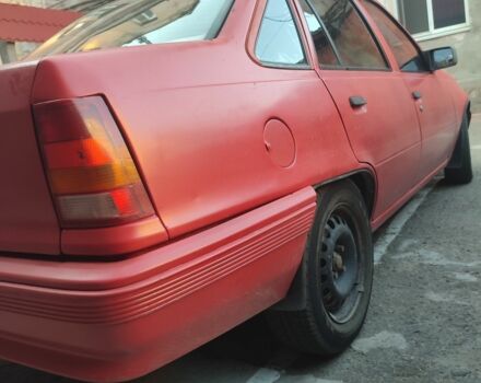 Красный Опель Кадет, объемом двигателя 1.3 л и пробегом 10 тыс. км за 800 $, фото 2 на Automoto.ua