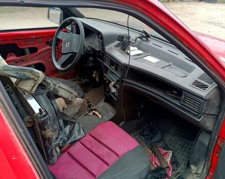 Красный Опель Кадет, объемом двигателя 1.6 л и пробегом 0 тыс. км за 300 $, фото 1 на Automoto.ua