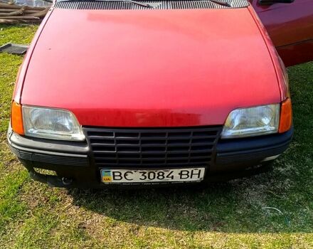 Червоний Опель Кадет, об'ємом двигуна 1.8 л та пробігом 111 тис. км за 400 $, фото 1 на Automoto.ua