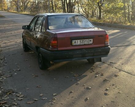 Красный Опель Кадет, объемом двигателя 1.4 л и пробегом 300 тыс. км за 786 $, фото 3 на Automoto.ua