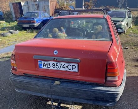 Красный Опель Кадет, объемом двигателя 1.3 л и пробегом 350 тыс. км за 400 $, фото 4 на Automoto.ua
