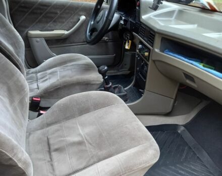 Красный Опель Кадет, объемом двигателя 1.6 л и пробегом 99 тыс. км за 1400 $, фото 9 на Automoto.ua