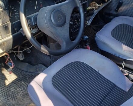 Красный Опель Кадет, объемом двигателя 1.4 л и пробегом 280 тыс. км за 300 $, фото 4 на Automoto.ua