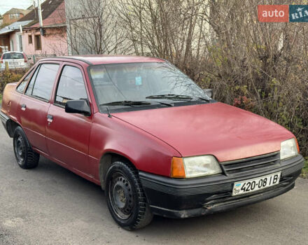 Красный Опель Кадет, объемом двигателя 1.4 л и пробегом 260 тыс. км за 240 $, фото 2 на Automoto.ua