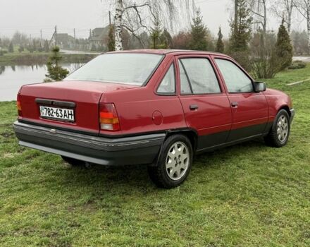 Красный Опель Кадет, объемом двигателя 1.4 л и пробегом 350 тыс. км за 900 $, фото 3 на Automoto.ua