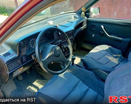 Червоний Опель Кадет, об'ємом двигуна 1.4 л та пробігом 54 тис. км за 1250 $, фото 9 на Automoto.ua