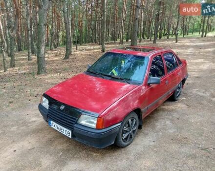Красный Опель Кадет, объемом двигателя 1.4 л и пробегом 300 тыс. км за 1050 $, фото 10 на Automoto.ua