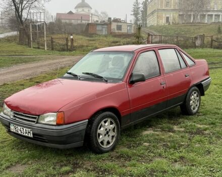 Красный Опель Кадет, объемом двигателя 1.4 л и пробегом 350 тыс. км за 900 $, фото 2 на Automoto.ua