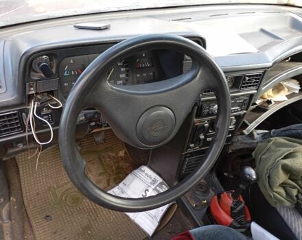 Красный Опель Кадет, объемом двигателя 1.6 л и пробегом 2 тыс. км за 600 $, фото 3 на Automoto.ua