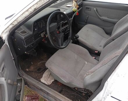 Красный Опель Кадет, объемом двигателя 1.6 л и пробегом 2 тыс. км за 600 $, фото 14 на Automoto.ua