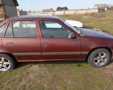 Красный Опель Кадет, объемом двигателя 1.6 л и пробегом 2 тыс. км за 600 $, фото 7 на Automoto.ua