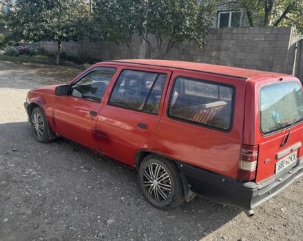 Красный Опель Кадет, объемом двигателя 1.4 л и пробегом 88 тыс. км за 465 $, фото 3 на Automoto.ua