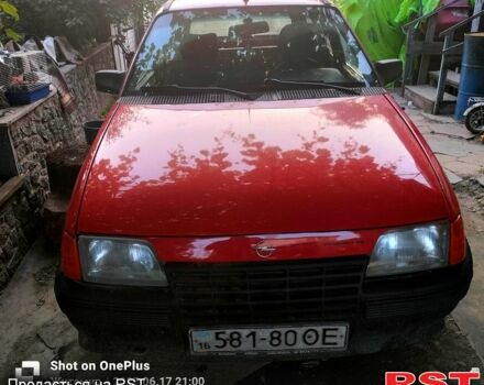 Красный Опель Кадет, объемом двигателя 1.3 л и пробегом 300 тыс. км за 800 $, фото 2 на Automoto.ua