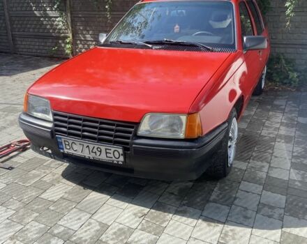 Червоний Опель Кадет, об'ємом двигуна 1.8 л та пробігом 250 тис. км за 720 $, фото 2 на Automoto.ua