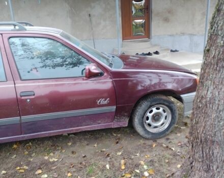 Красный Опель Кадет, объемом двигателя 1 л и пробегом 1000 тыс. км за 400 $, фото 3 на Automoto.ua