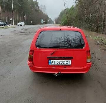 Красный Опель Кадет, объемом двигателя 1.3 л и пробегом 54 тыс. км за 1700 $, фото 4 на Automoto.ua