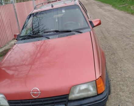 Красный Опель Кадет, объемом двигателя 0 л и пробегом 50 тыс. км за 800 $, фото 2 на Automoto.ua