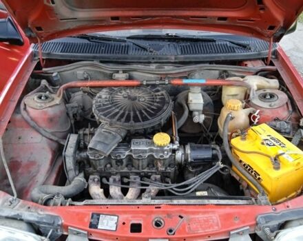 Красный Опель Кадет, объемом двигателя 1.6 л и пробегом 100 тыс. км за 1350 $, фото 13 на Automoto.ua