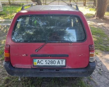 Красный Опель Кадет, объемом двигателя 1.4 л и пробегом 10 тыс. км за 500 $, фото 2 на Automoto.ua