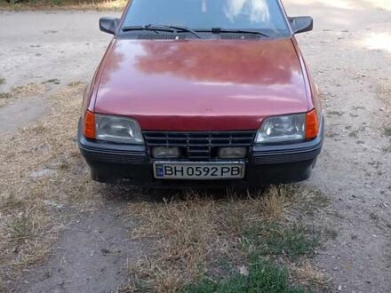 Красный Опель Кадет, объемом двигателя 1.6 л и пробегом 100 тыс. км за 1100 $, фото 1 на Automoto.ua