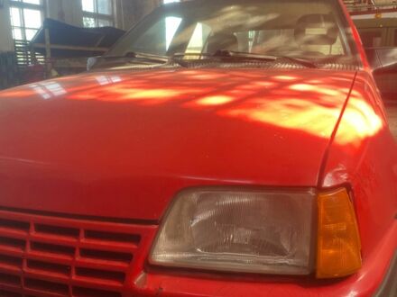 Опель Кадет 1986 у Синельниковом на Automoto.ua Червоний Опель Кадет, об'ємом двигуна 1.3 л та пробігом 3 тис. км за 721 $, фото 1 на Automoto.ua